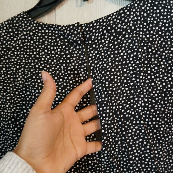 Banana Republic Romper Shorts Size Small Black White Polka Dot With Pockets - Picture 9 of 9